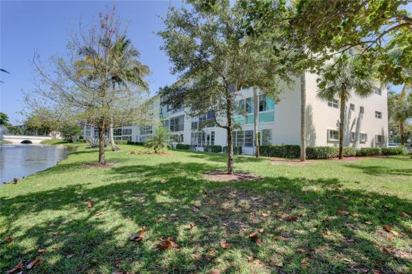 Antigua Village, 2501 Antigua Ter #D2, Coconut Creek, Florida 33066, image 1