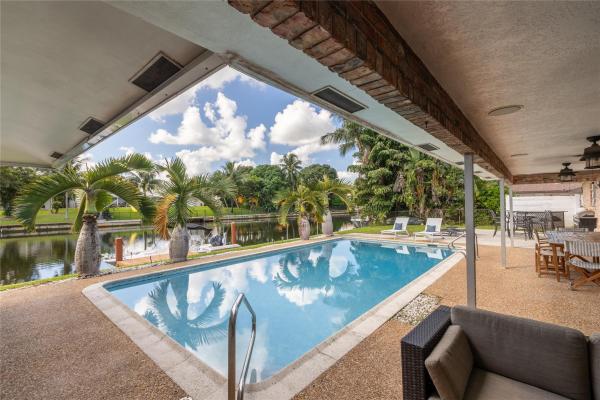 Waterway Estates, 6140 SW 15th St, Plantation, Florida 33317, image 1