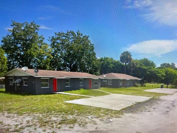 Fort Pierce Residential, 1310 N 16th Ct, Fort Pierce, Florida 34950, image 2