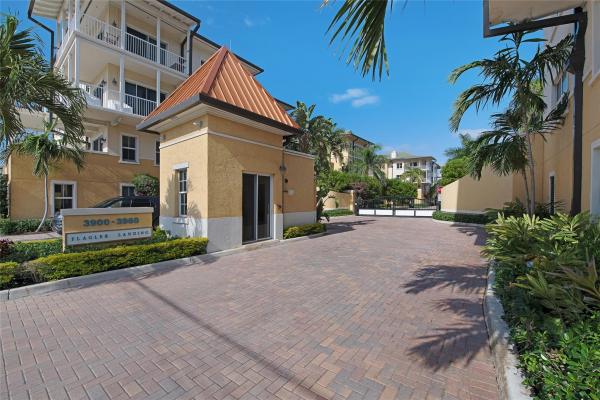 Flagler Landing, 3940 N Flagler Dr #203, West Palm Beach, Florida 33407, image 1