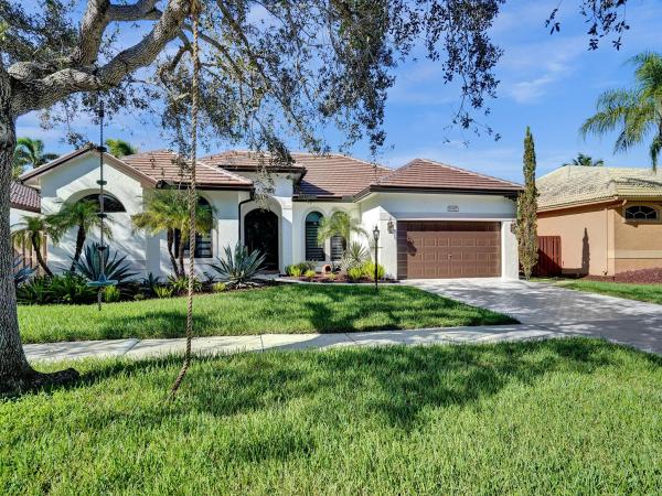 Stoneridge Lake Estates, 16427 Mariposa Cir S, Fort Lauderdale, Florida 33331, image 1