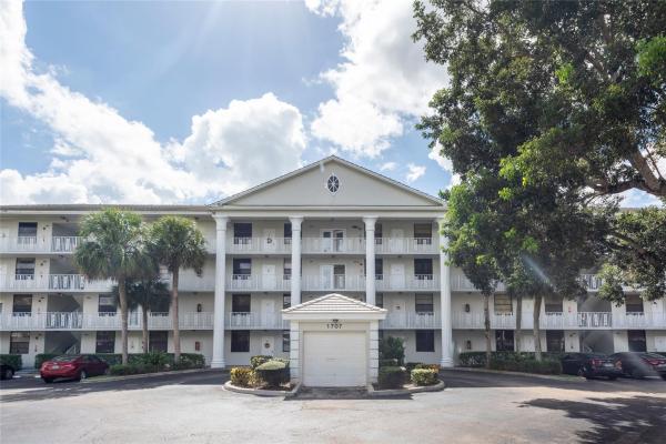 Whitehall 2 Of Pine Island Ridge, 1707 Whitehall Dr #206, Davie, Florida 33324, image 1