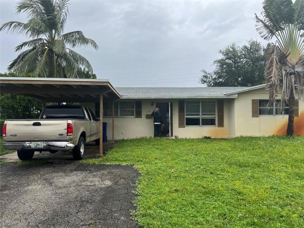 Midland, 2751 SW 4th St, Fort Lauderdale, Florida 33312, image 1