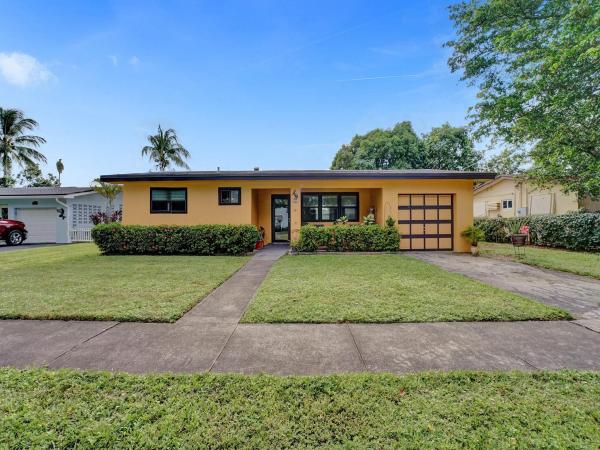 Nautilus Isle, 821 NW 13th Ave, Dania Beach, Florida 33004, image 1