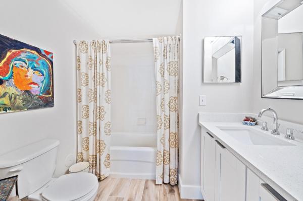 Regent Park At Young Circle, 1900 Van Buren St #123B, Hollywood, Florida 33020, image 1