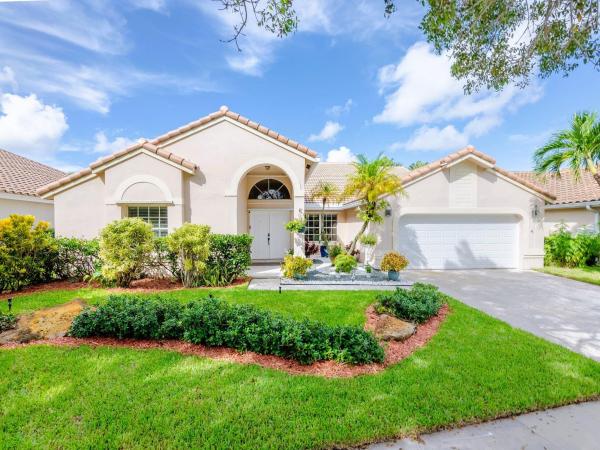 Verona Lake, 863 Verona Lake Dr, Weston, Florida 33326, image 1