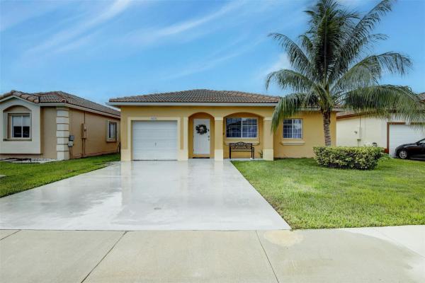Monaco Estates At Kendall, 9074 SW 162nd Pl, The Hammocks, Florida 33196, image 1