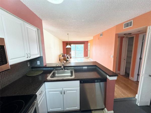 Olympic Pointe At Cypress Bend, 2226 N Cypress Bend Dr #207, Pompano Beach, Florida 33069, image 3