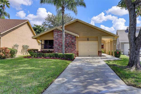 Tamarind Village, 2438 Episa Ave, Coconut Creek, Florida 33063, image 1