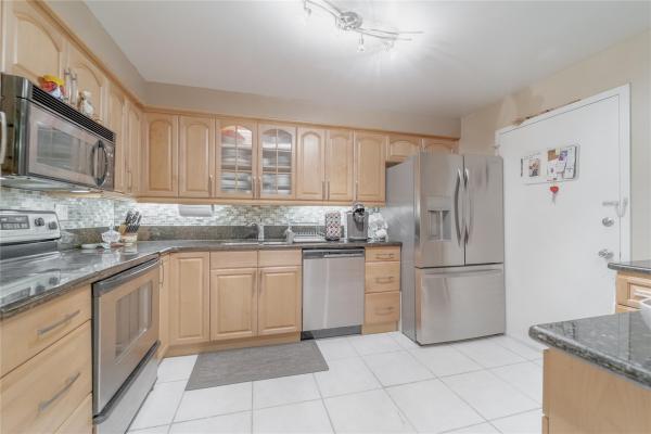 Commodore Plaza Tower, 2750 NE 183rd St #2404, Aventura, Florida 33160, image 2
