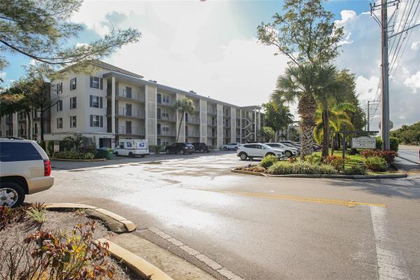 Cypress Chase, 4898 NW 29th Ct #213, Lauderdale Lakes, Florida 33313, image 3