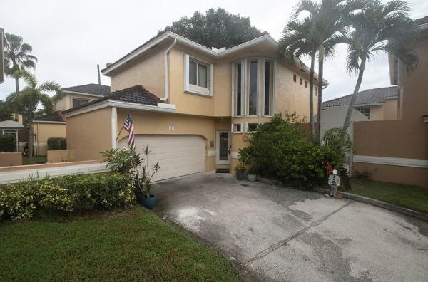 Portofino, 11211 Lakeview Dr #11211, Coral Springs, Florida 33071, image 1