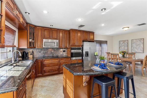 Sunflower, 8164 NW 68th Ter, Tamarac, Florida 33321, image 1