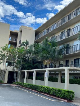 Hidden Harbour Of The Palm Beaches, 896 N Federal Hwy #126, Lantana, Florida 33462, image 1