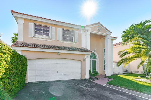 Wedgewood Cove, 610 Royal Palm Way, Davie, Florida 33325, image 1