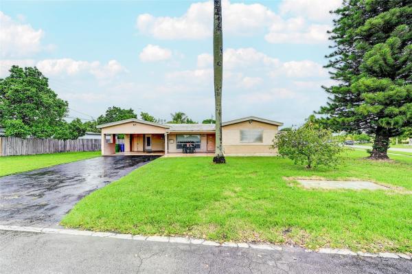 Miramar Tropical, 7111 Miramar Blvd, Miramar, Florida 33023, image 2