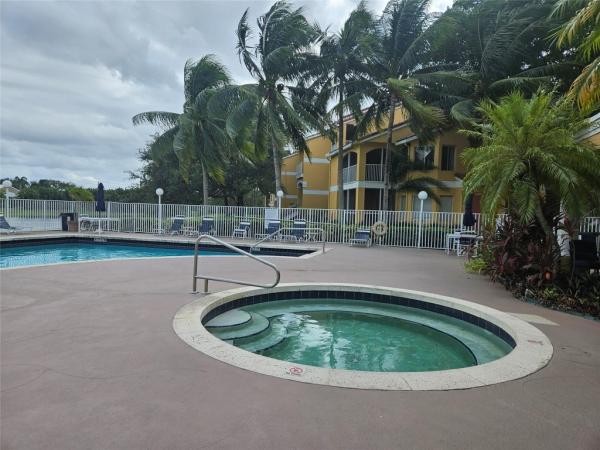 Sailboat Pointe, 2445 NW 33rd St #1412, Oakland Park, Florida 33309, image 1