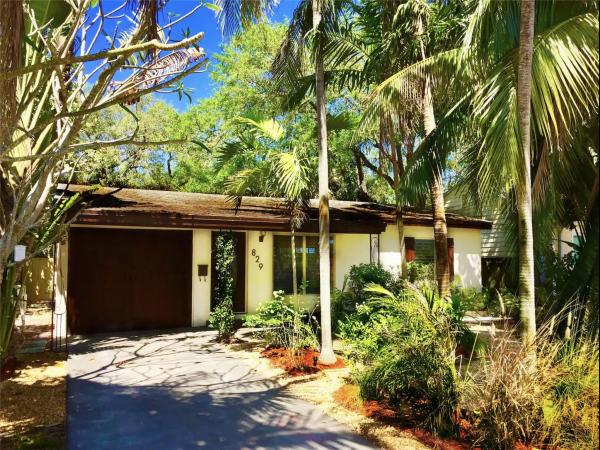 Bryan, 829 SW 4th Ct, Fort Lauderdale, Florida 33312, image 1