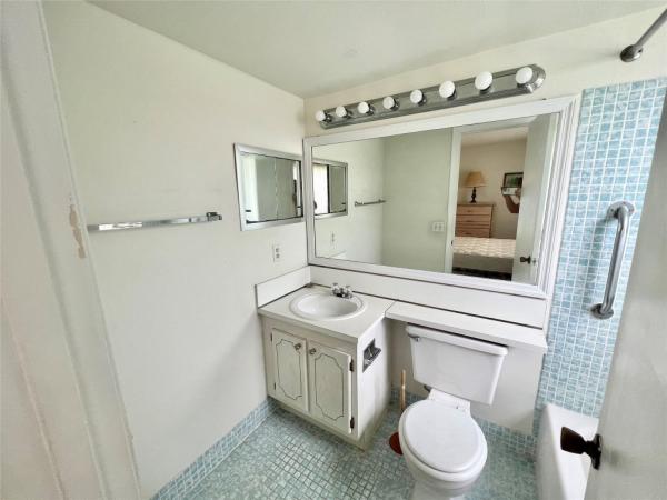 Durham, 340 Durham J, Deerfield Beach, Florida 33442, image 2