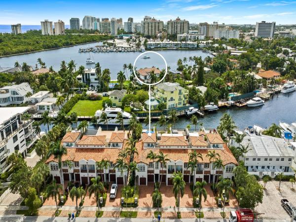 Seminole Lake Townhomes, 2744 NE 14th St, Fort Lauderdale, Florida 33304, image 1
