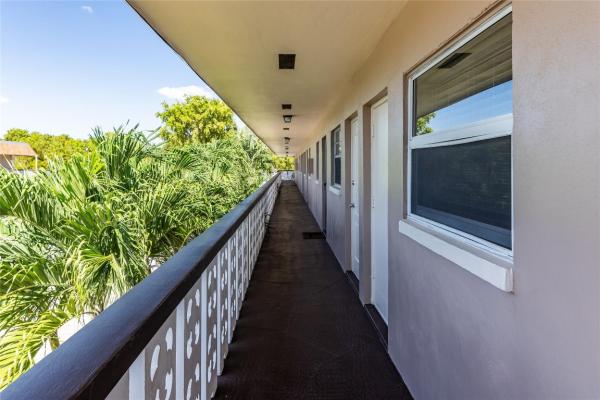 Pinewood, 2832 Fillmore St #20, Hollywood, Florida 33020, image 2