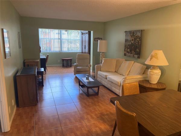 Holiday Springs, 3140 Holiday Springs Blvd #206, Margate, Florida 33063, image 1