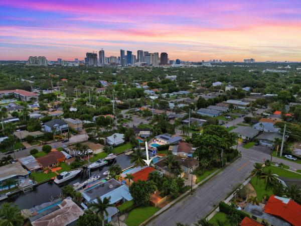 South New River Isles, 909 Avocado Isle, Fort Lauderdale, Florida 33315, image 1