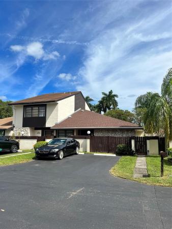 Seldins Estates, 20031 NE 2nd Pl #20031, Ives Estates, Florida 33179, image 1