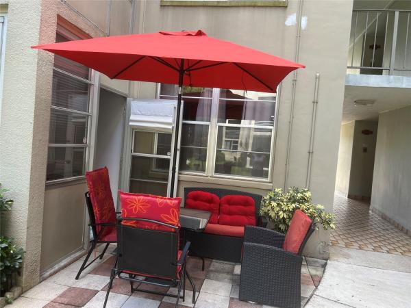 Cypress Chase, 2900 NW 48th Ter #109, Lauderdale Lakes, Florida 33313, image 2