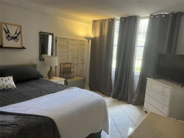 Cypress Chase, 2900 NW 48th Ter #109, Lauderdale Lakes, Florida 33313, image 3