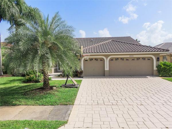 Kensington Commons, 5225 NW 109th Ln, Coral Springs, Florida 33076, image 1