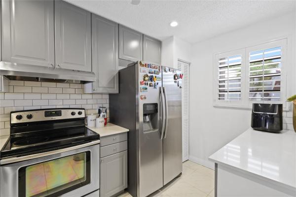 Deer Pointe, 313 NW 36th Ave, Deerfield Beach, Florida 33442, image 1