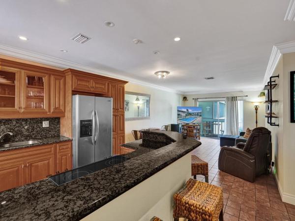 River House Gardens, 222 N Federal Hwy #207, Deerfield Beach, Florida 33441, image 1