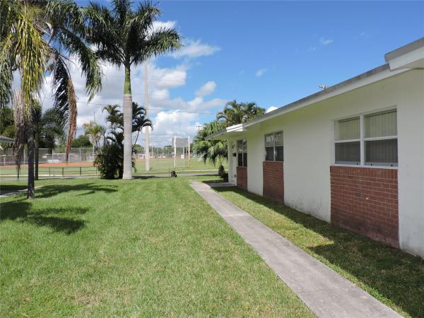 Dania Country Club Estates, 224 NE 1st St #1, Dania Beach, Florida 33004, image 1