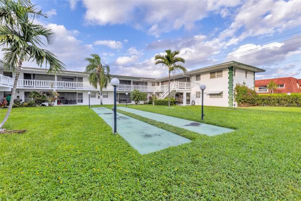 Edgewood Greens, 1621 NW 46th Ave #209, Lauderhill, Florida 33313, image 1