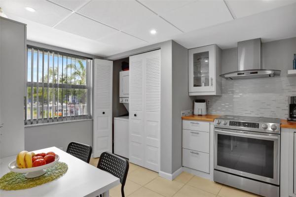 Palm Springs 2, 7610 NW 18th St #206, Margate, Florida 33063, image 1