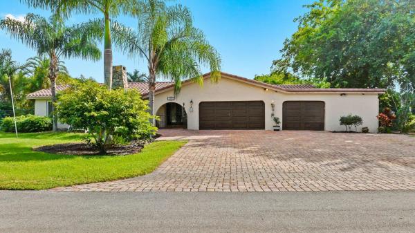 Hiatus Isles, 10950 SW 40th Ct, Davie, Florida 33328, image 1