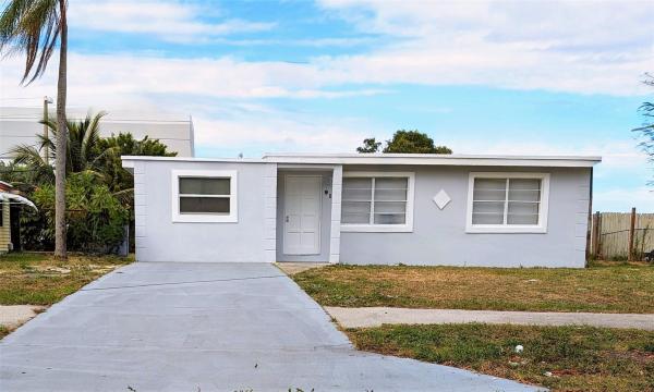 San Castle, 91 Loquat Tree Dr, Lantana, Florida 33462, image 1