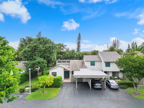 Wildwood Of Deer Creek, 336 E Deer Creek Wildwood Ln, Deerfield Beach, Florida 33442, image 3