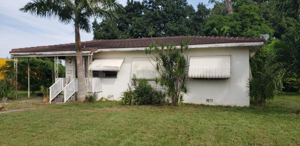 Ulelah, 335 W 50th St, Hialeah, Florida 33012, image 1