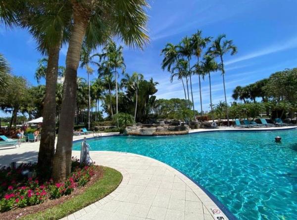 Parc Central Aventura South, 3300 NE 191st St #1204, Aventura, Florida 33180, image 1