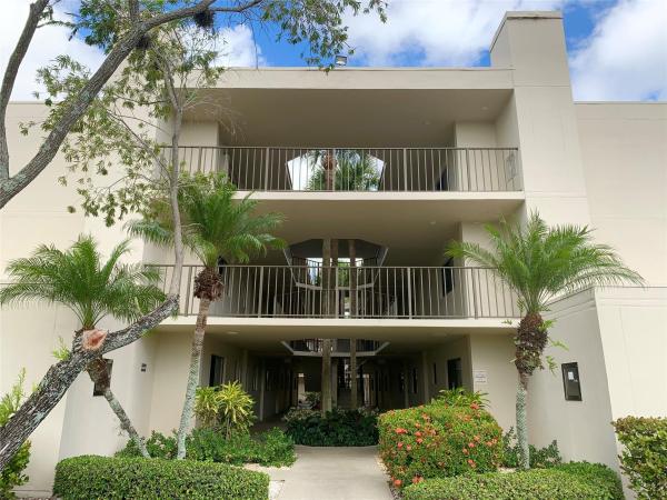 Dogwood At Las Verdes, 5340 Las Verdes Cir #210, Delray Beach, Florida 33484, image 1