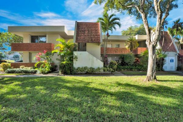 Palm-Aire Country Club 9, 823 Cypress Blvd #203, Pompano Beach, Florida 33069, image 1