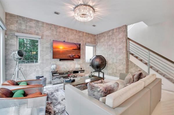 Atlantic 15, 18935 S Atlantic Blvd, Sunny Isles Beach, Florida 33160, image 2