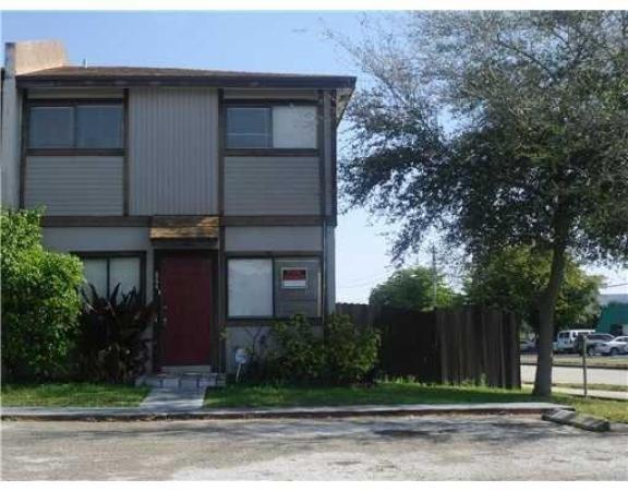 Kimberly Townhouses, 864 SW 74th Ave #864, North Lauderdale, Florida 33068, image 1