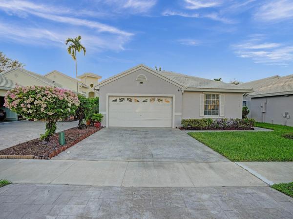 Wilshire, 1130 Wilshire Cir, Pembroke Pines, Florida 33027, image 1