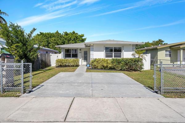 West Harlem, 708 NW 5th Ct, Hallandale Beach, Florida 33009, image 1