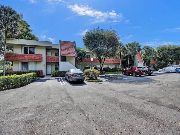 Palm-Aire Country Club 9, 800 Cypress Blvd #205A, Pompano Beach, Florida 33069, image 1
