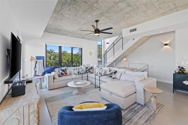 912 Victoria Townhomes, 924 NE 4th St #924, Fort Lauderdale, Florida 33301, image 1