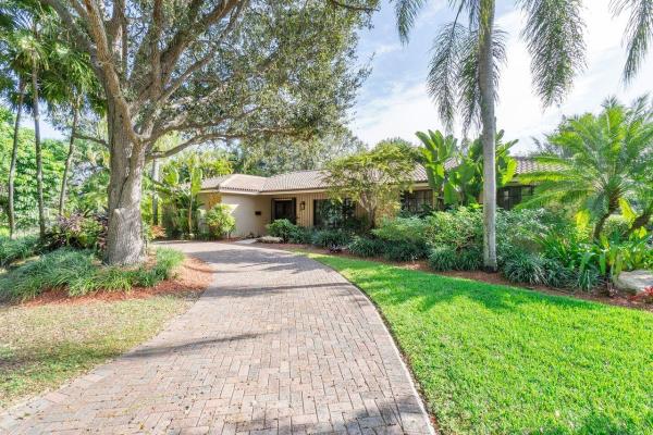 Palmetto Bay Residential, 14555 SW 82nd Ave, Palmetto Bay, Florida 33158, image 1
